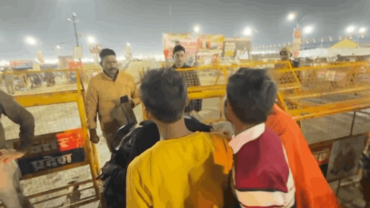 Mahakumbh 2025 Live PM Modi Visit Prayagraj Maha Kumbh Mela Today Holy Dip At Sangam News in Hindi