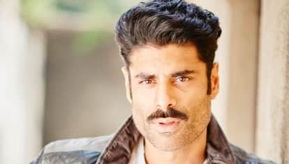 Sriram Raghavans Film Ikkis Starring Dharmendra Jaideep Ahlawat Agastya Nanda Join By Sikandar Kher
