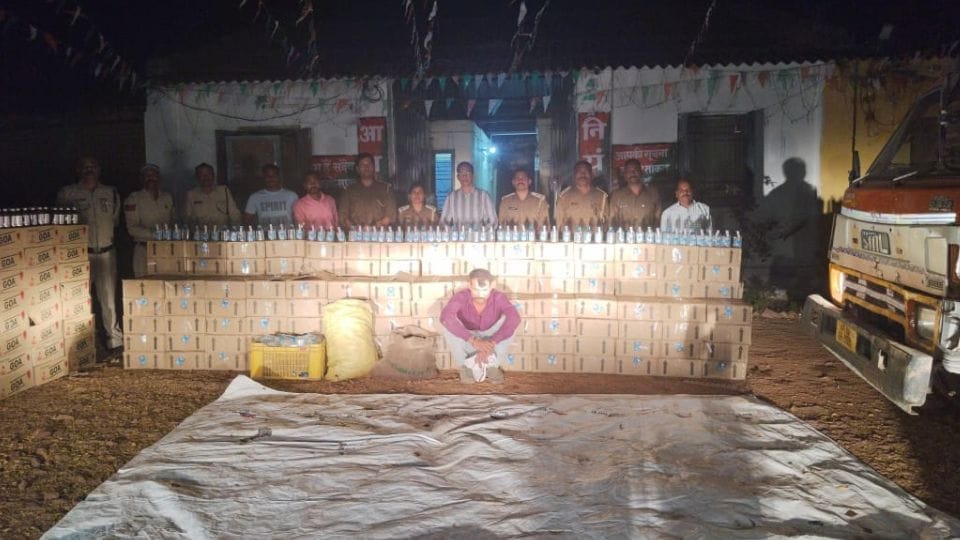Excise department seized liquor worth Rs 20.50 lakh in Kabirdham
