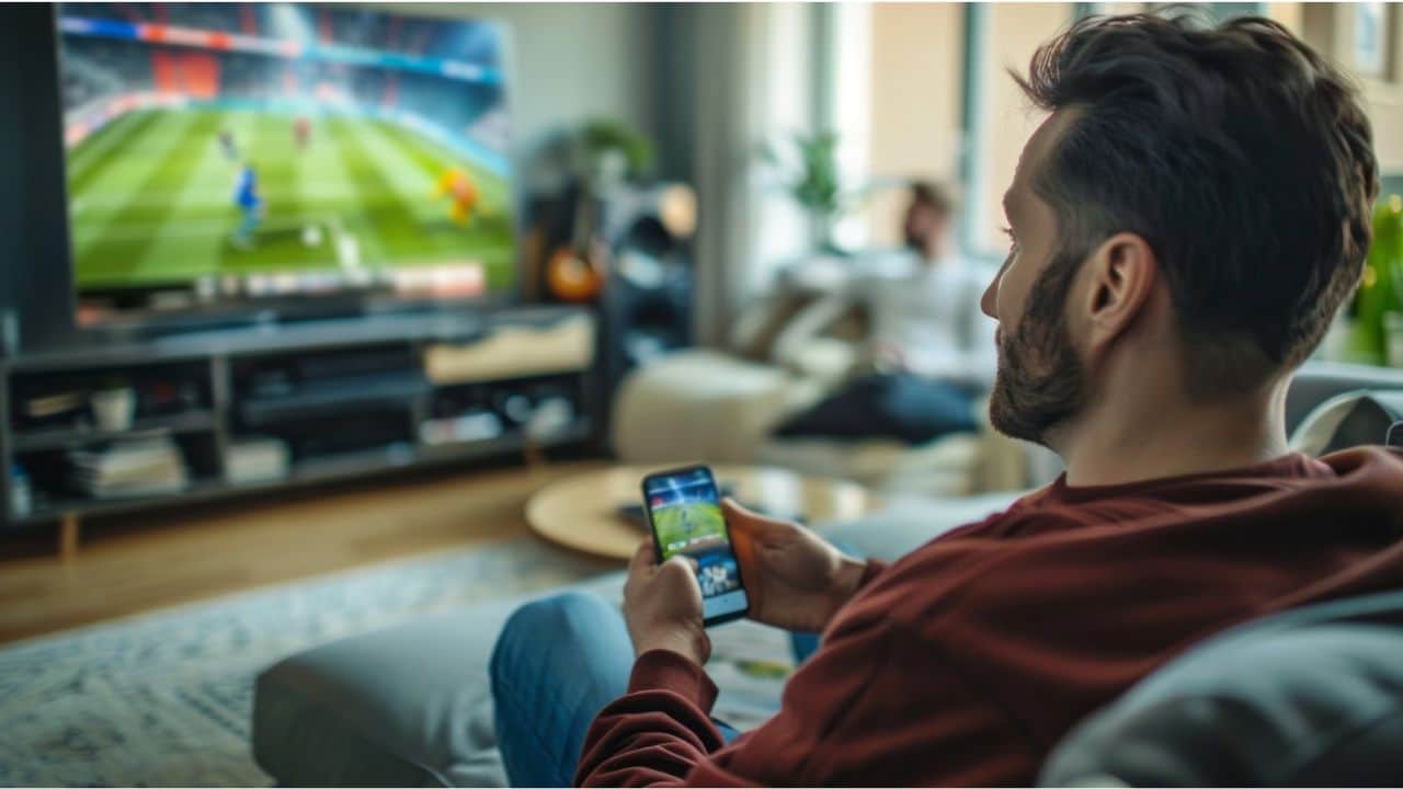 Interesting Facts: What Are The Difference Between LCD LED OLED And QLED