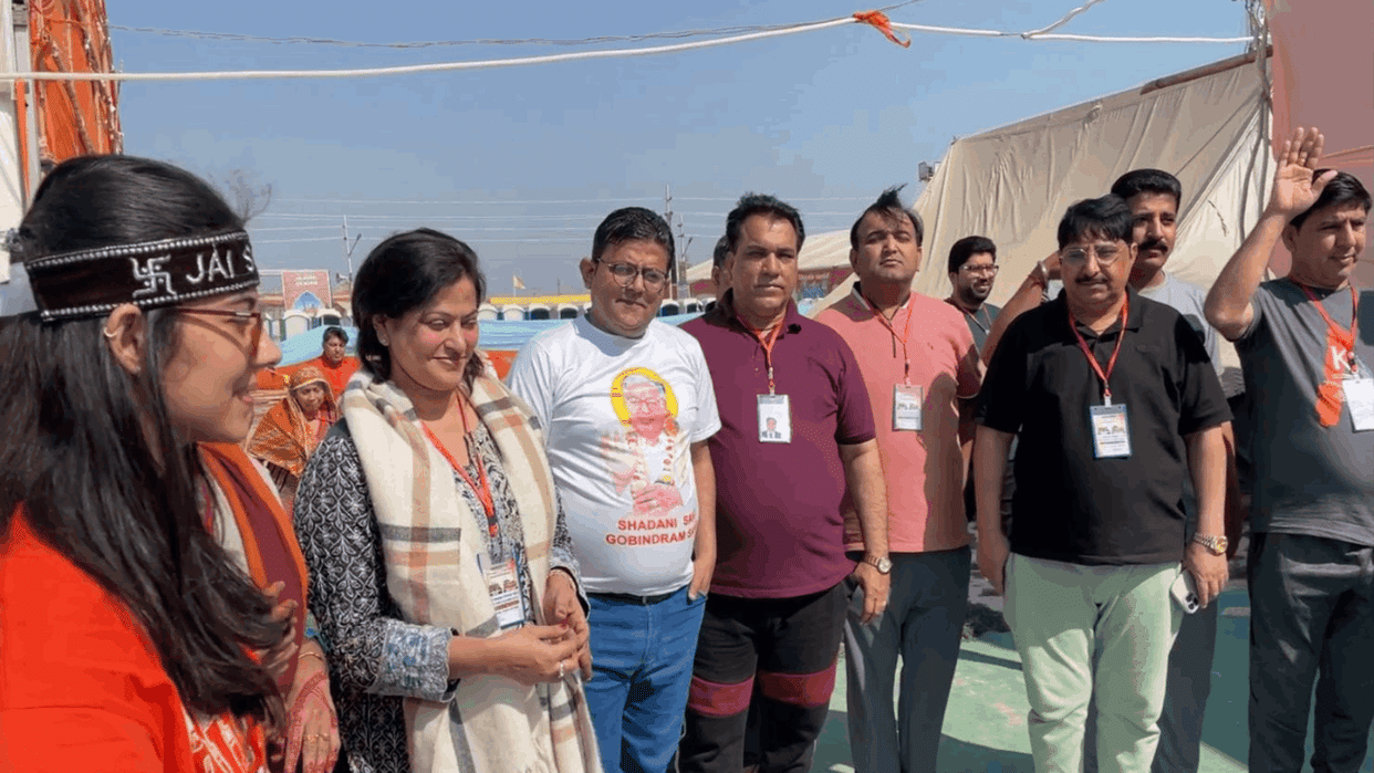 Mahakumbh Prayagraj 2025 Live Sangam Snan Maha Kumbh Mela Photos Videos News in Hindi