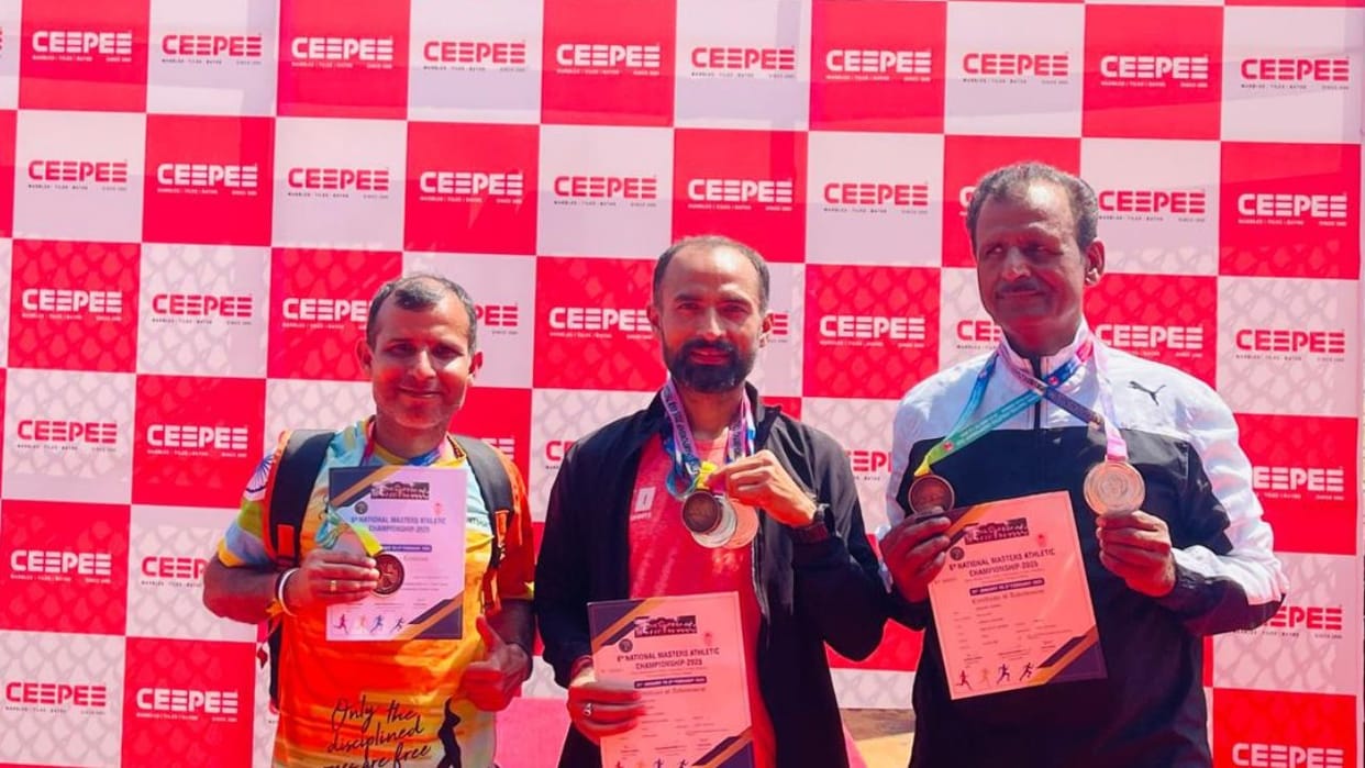J&K: National Athletic Competition held in Kerala, Shrine Board employee won silver medal in the race.