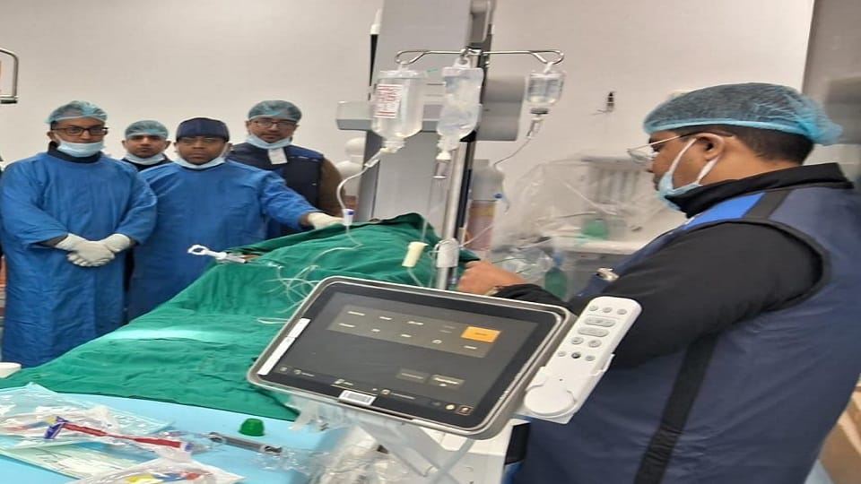 heart attack patient veins were found blocked two stents were inserted for the first time