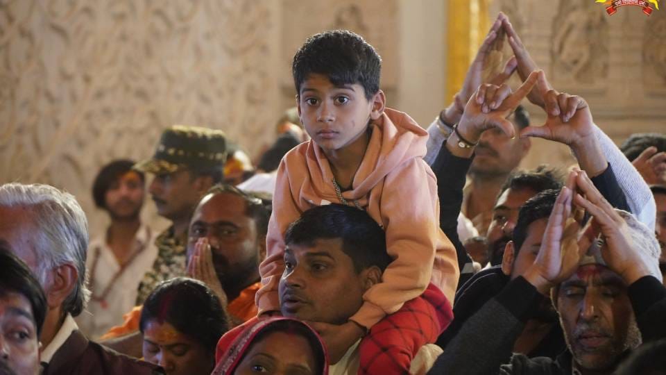 devotees blessed to see Ram Lalla who reached Ayodhya from Maha Kumbh