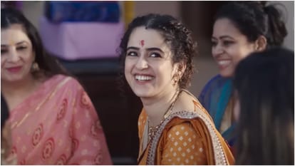 Mrs Movie Review in Hindi by Pankaj Shukla Sanya Malhotra The Great Indian Kitchen Aarti Kadav Zee5