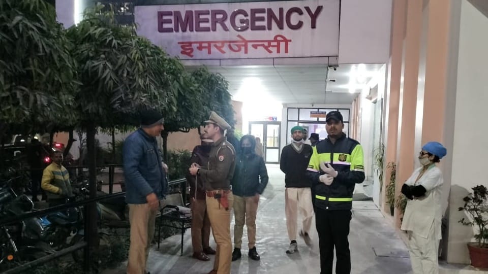 Moradabad Murder News Minor Girl Video Call Her Grandmother To Show Her Mother's Dead Body