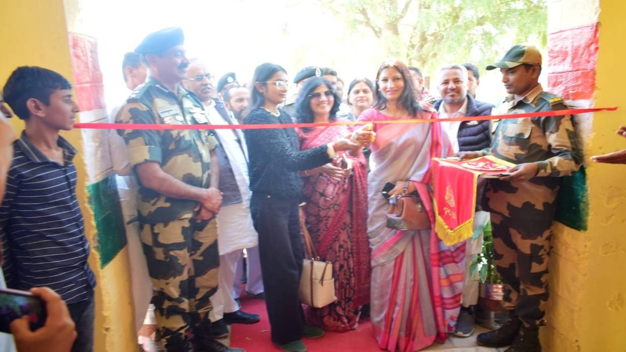 Rajasthan Computer lab started in village adjacent to Pakistan border in Barmer