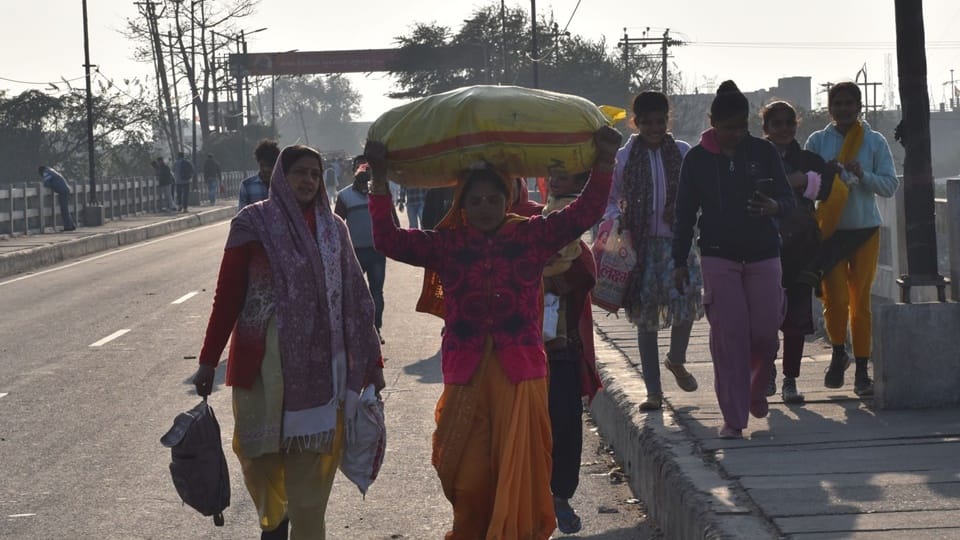 Ramganga bridge closed: jam everywhere in Moradabad, ambulances along with school vehicles are also stuck