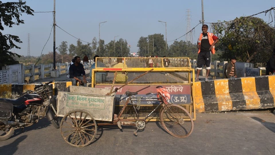 Ramganga bridge closed: Distance from Rampur to Moradabad increased by 10 km, passengers pay 13 rupees extra