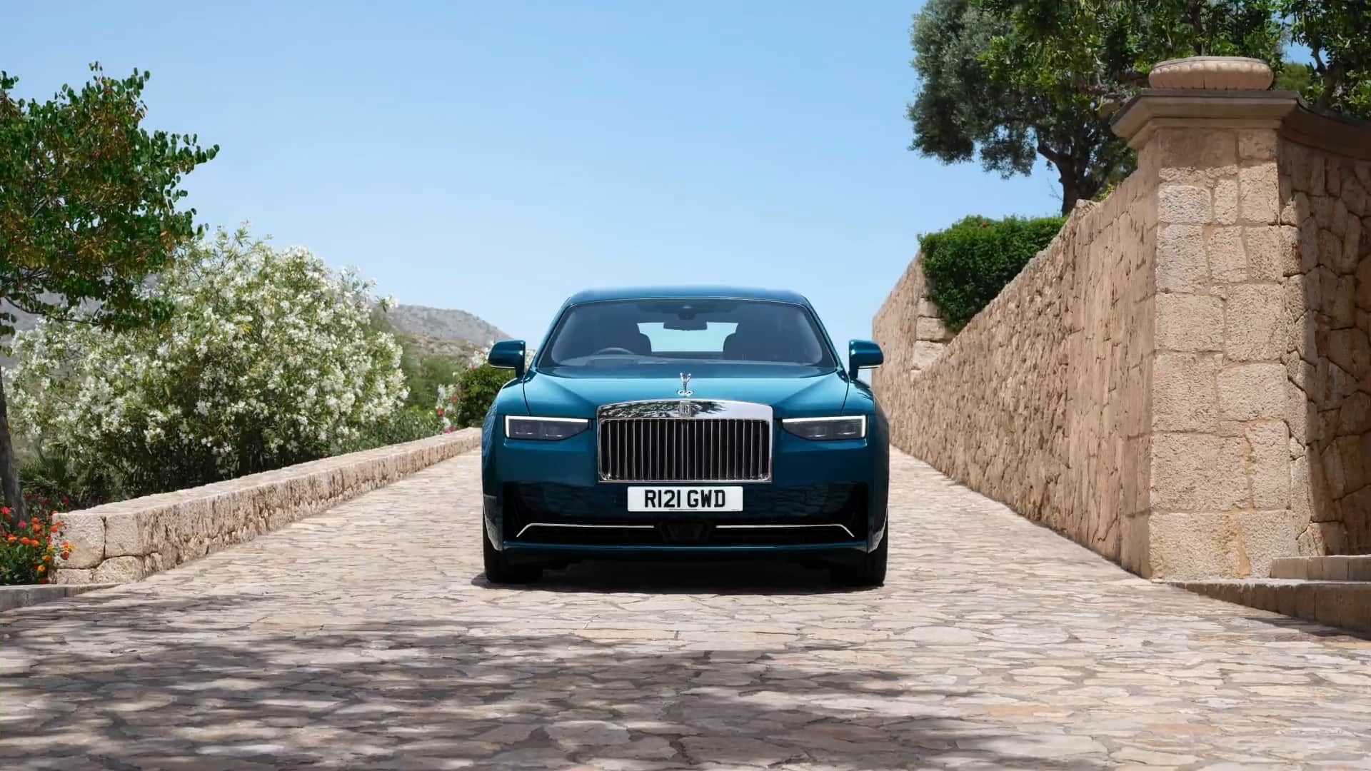 Rolls Royce Ghost Series II luxury sedan launched in India Know Price Specifications Features Details