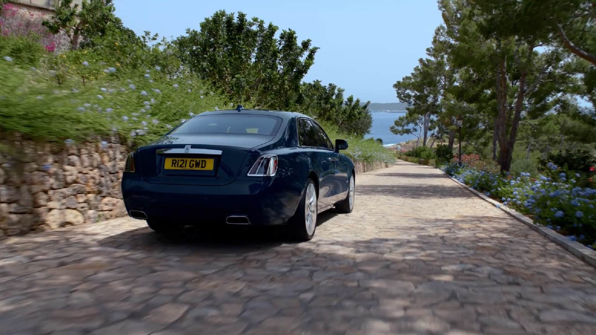 Rolls Royce Ghost Series II luxury sedan launched in India Know Price Specifications Features Details