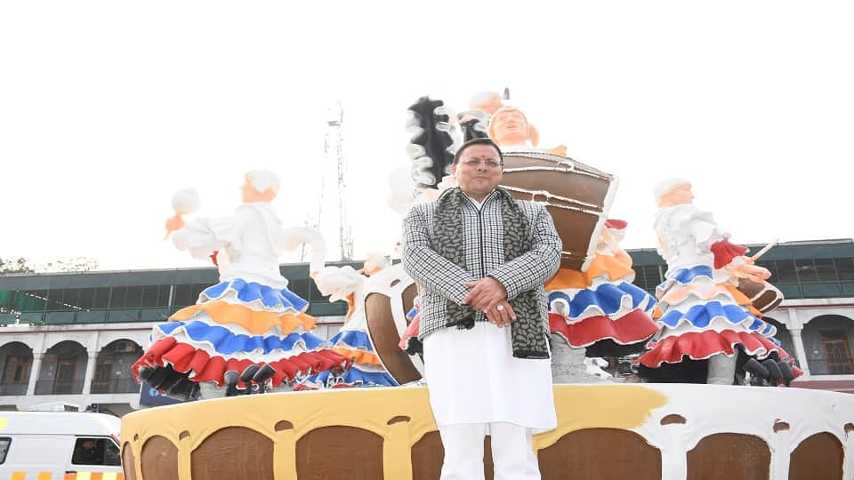 CM Pushkar Singh Dhami painted on a wall in haldwani