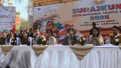 Top News Headline Today Important And Big News Stories Of 7 February 2025 Updates On Amar Ujala