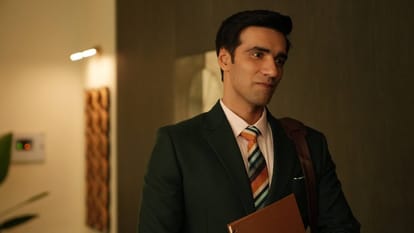 The Mehta Boys Movie Review in Hindi by Pankaj Shukla Boman Irani Avinash Tiwary Shreya Chaudhry Alex Dinelari