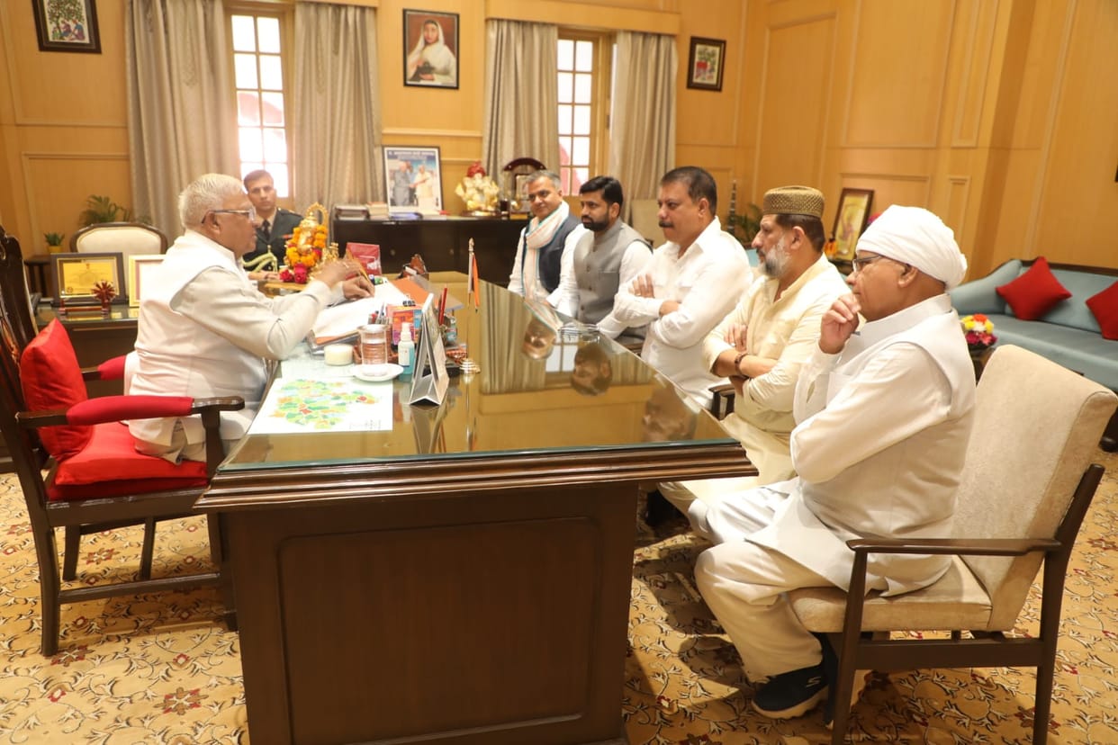 Bhopal: Leader of Opposition met the Governor regarding the budget session, said- send a proposal to make MP a