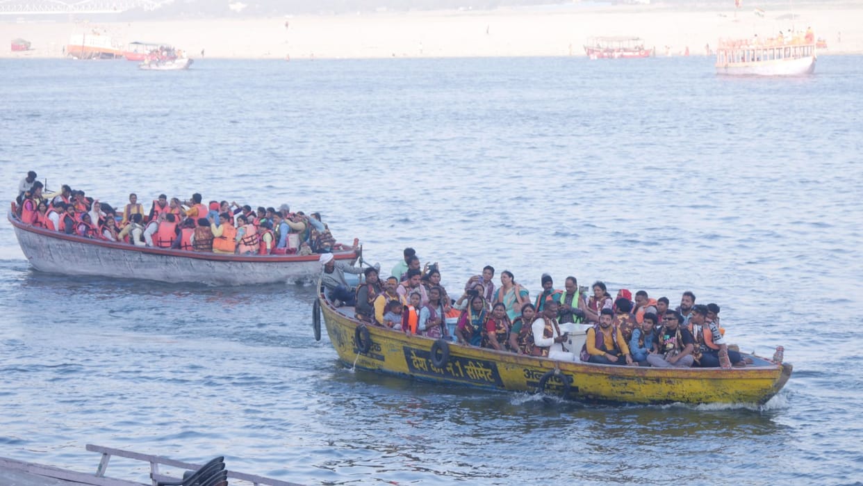 Waterways Authority will give license for boats in Varanasi