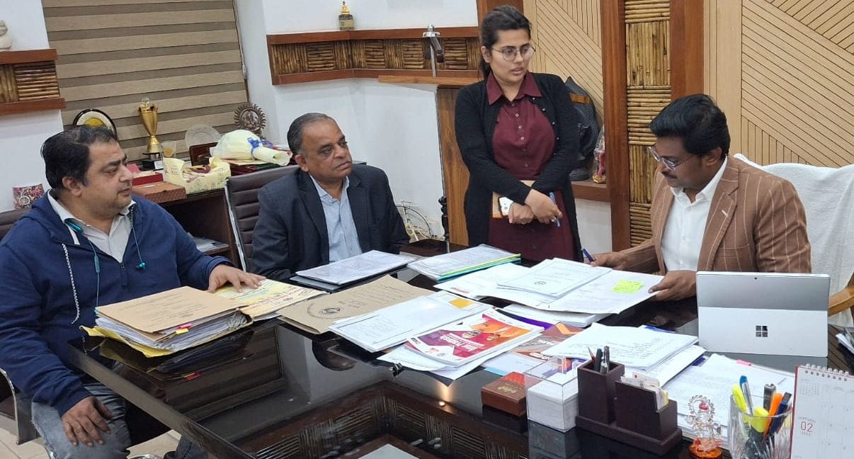 Elevated will be connected to airport construction will done with 1000 crores DPR will submitted to ministry