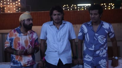 Loveyapa Movie Review in Hindi by Pankaj Shukla Phantom Advait Chandan Junaid Khan Khushi Kapoor Madhu Mantena