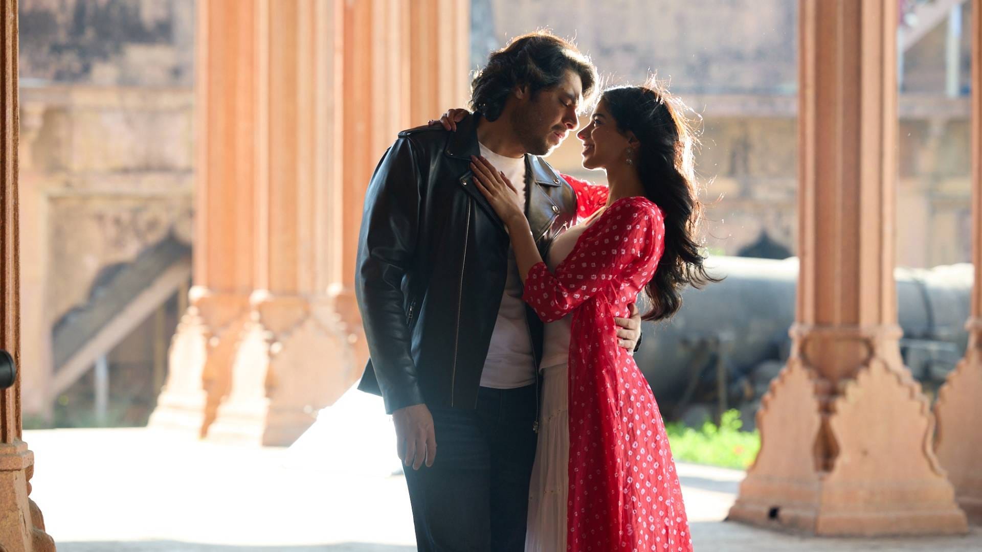 Loveyapa Movie Box Office Collection Day 2 Junaid Khan Khushi Kapoor Advait Chandan