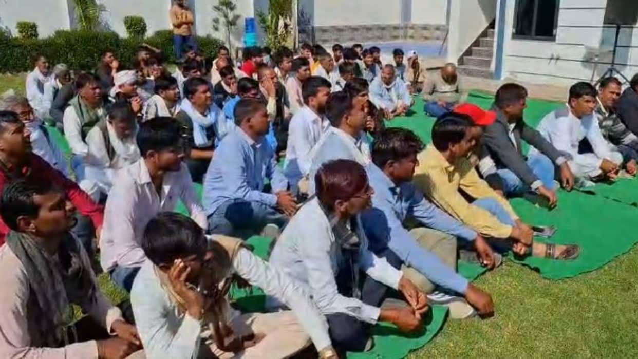Tonk SDM slap case Mahapanchayat in Jaipur for release of Naresh Meena Vidhan Sabha gheraoed