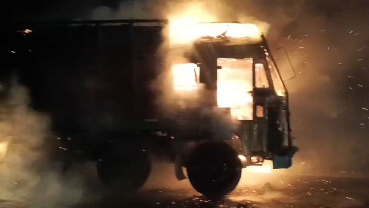 Naxalites set truck on fire on national highway in Bijapur