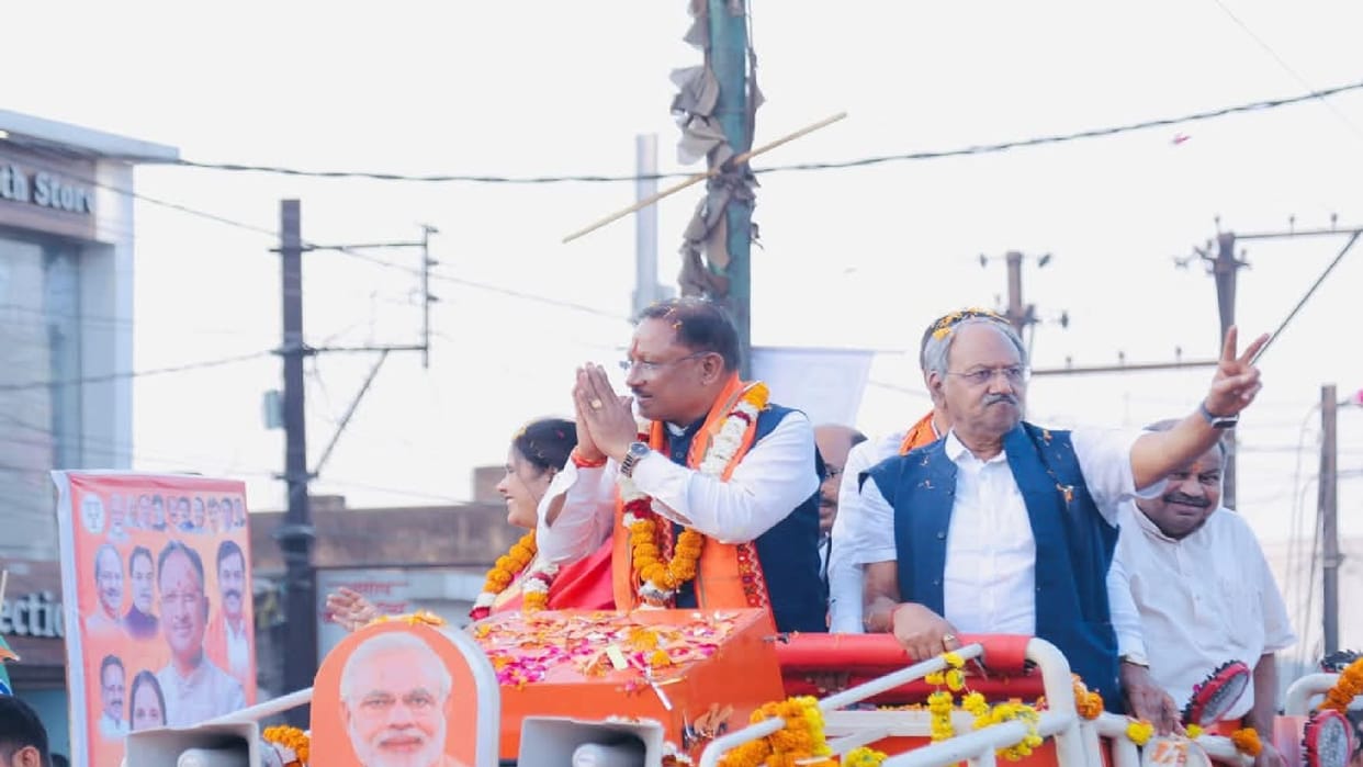 Raipur Municipal Corporation Election 2025: CM Sai road show in favor of Meenal Choubey