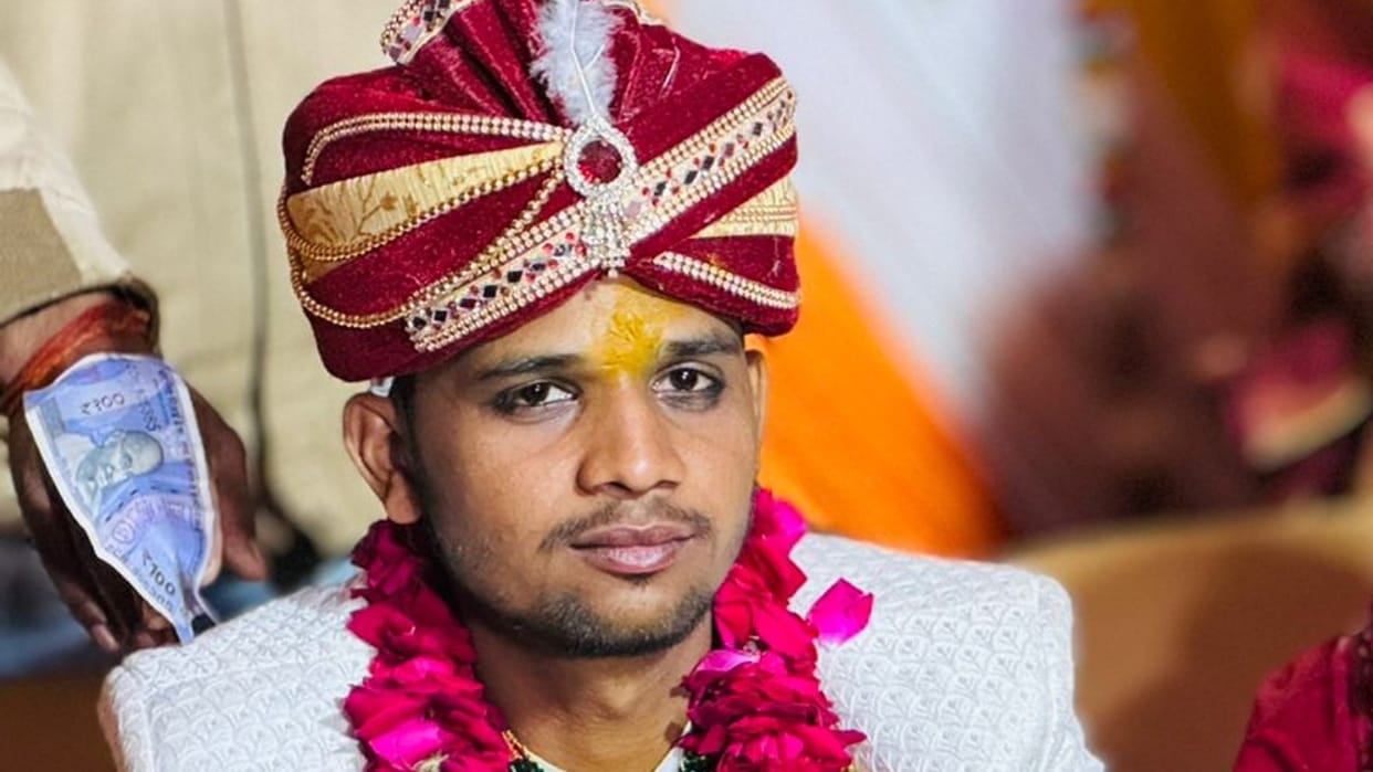 groom died in road accident in bareilly