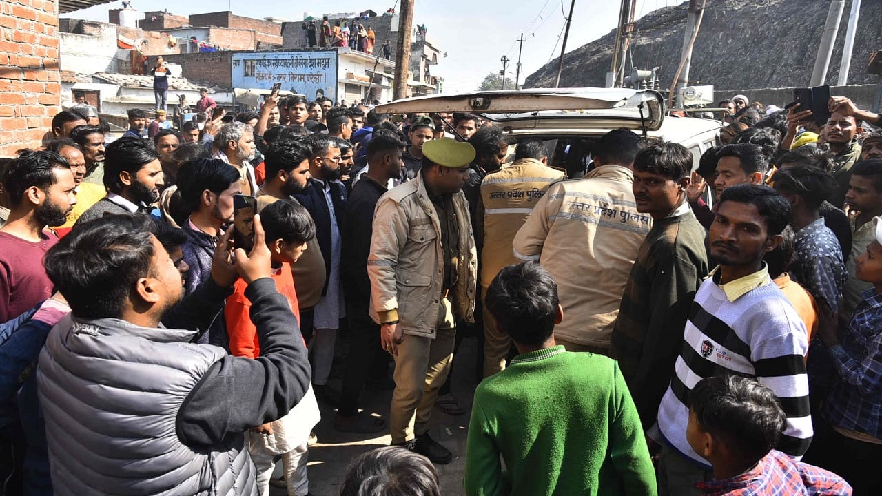 Bareilly Blast News Up Chemical Explosion Factory Owner Among 2 Dead News in Hindi
