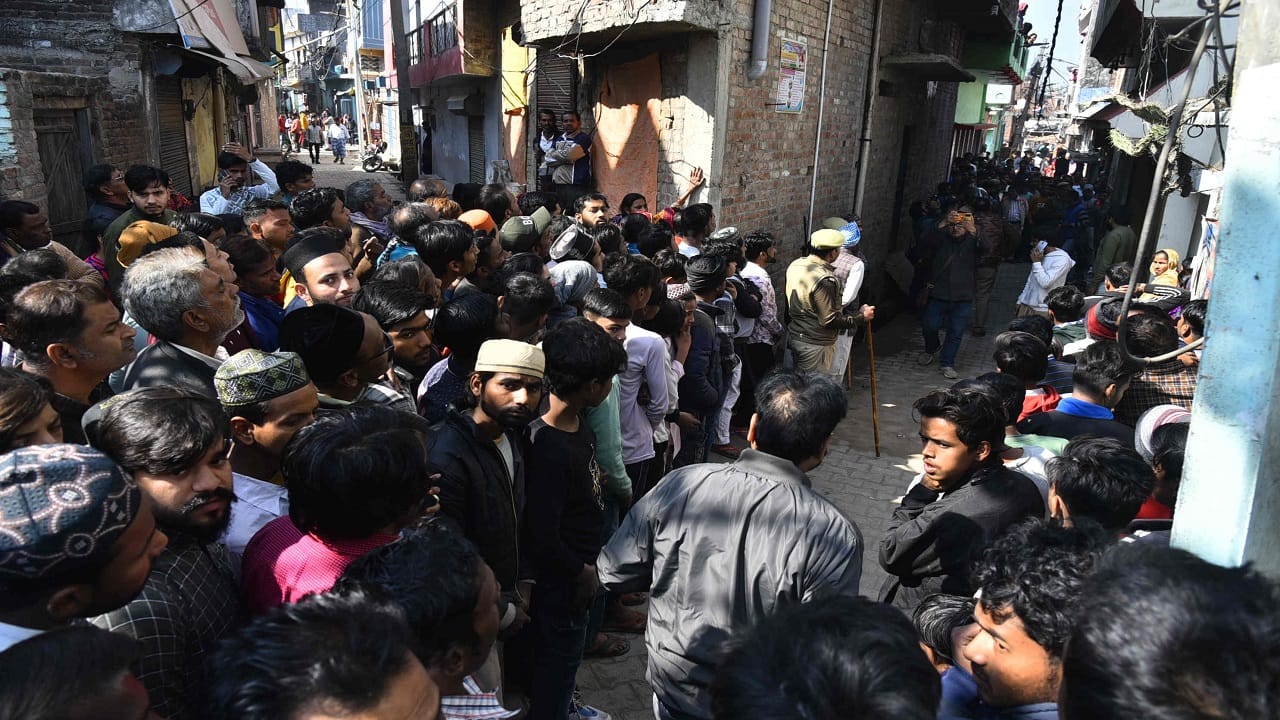 Bareilly Blast More than 150 illegal factories in a densely populated area 20 thousand citizens living on