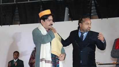 Bihar News : Grand finale 12th Darbhanga International Film Festival,Dada Lakhmi film by actor Yashpal Sharma.