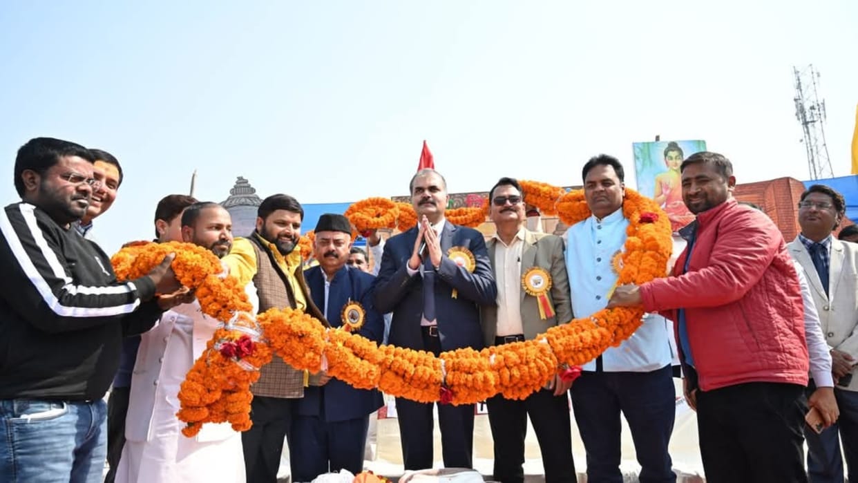 Bihar News : IPS officer Vikas Vaibhav Namaste Bihar organized Let's Inspire Bihar campaign Vaishali bihar