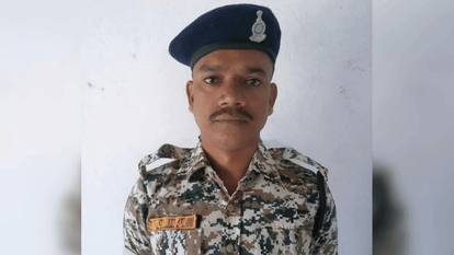 Bijapur Encounter last journey of martyr Naresh Dhruv took place