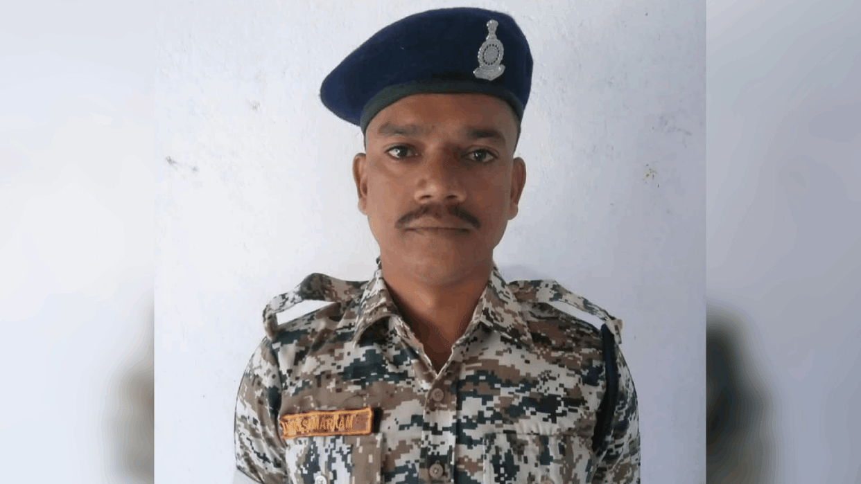 Bijapur Naxalite Encounter Photo of a soldier martyred in Bijapur encounter surfaced