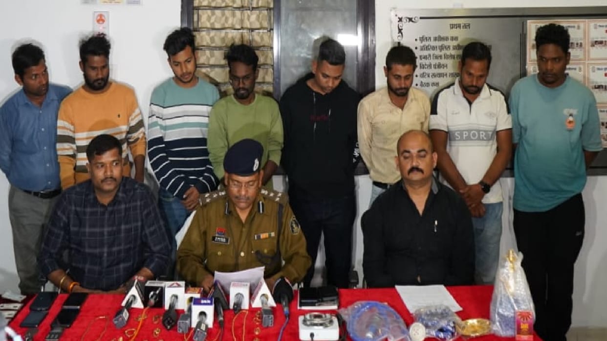 Major action by crime branch in Raipur, raid in three hookah locations, goods worth 15 lakhs seized