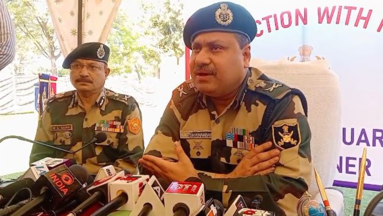 Bikaner: BSF Special Director General Reviews Border Security, CCTV Surveillance to Be Strengthened