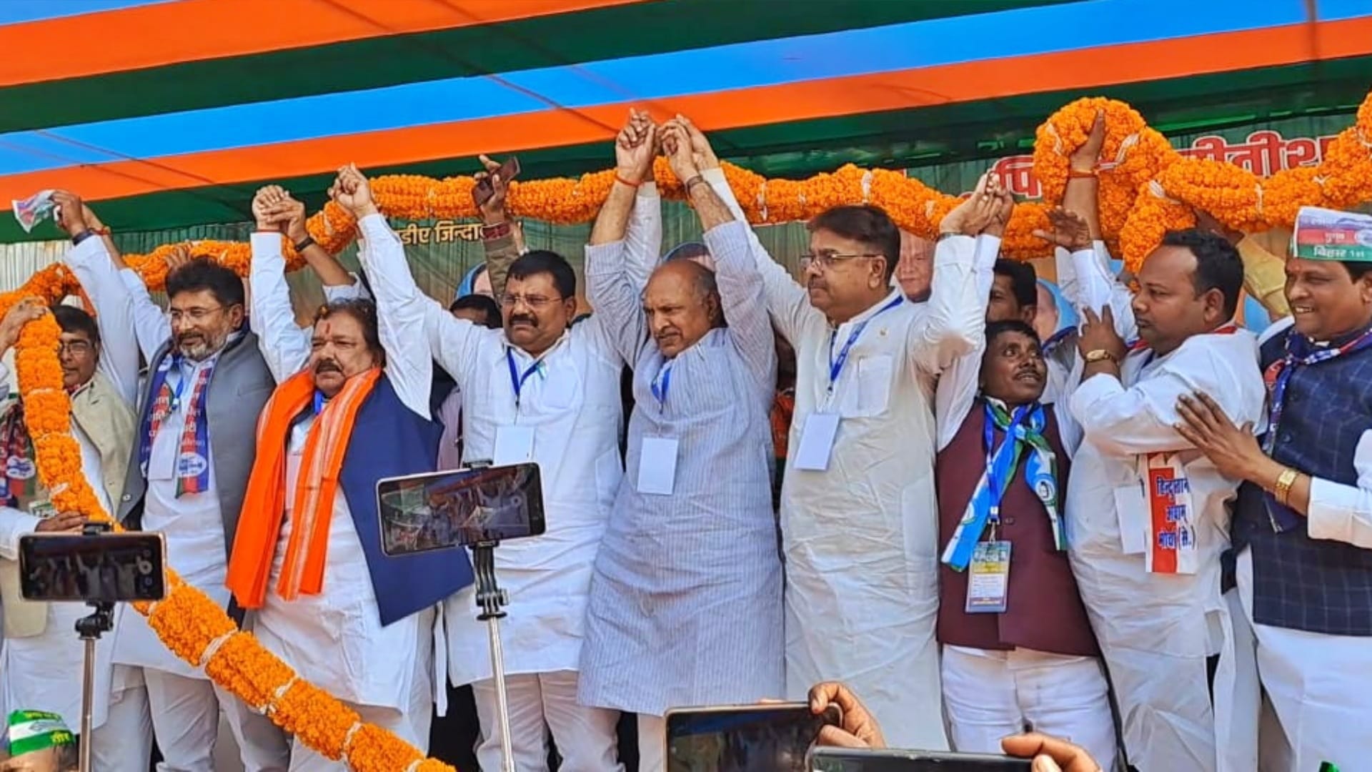 Bihar Election 2025: Dilip Jaiswal sang an election song at the NDA workers conference, Umesh Kushwaha