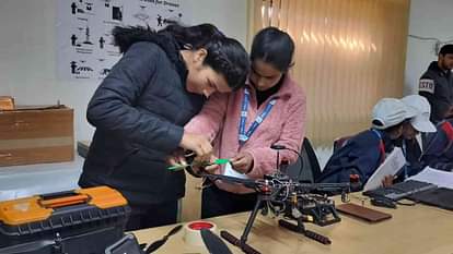 Drone Didi Girls becoming drone pilots doing drone service technician course in TDA CALC Uttarakhand News