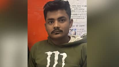 Police arrested youth for demanding money from crime branch to find lost mobile in varanasi