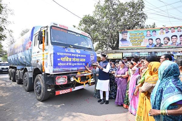 Bhopal: Prayagraj's Ganga water will be distributed in every house of Narela Assembly, Minister Sarang worship