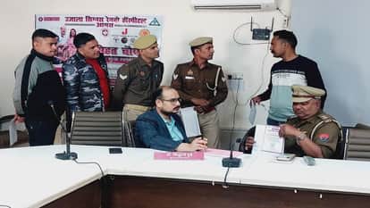 पुलिसकर्मियों का स्वास्थ्य परीक्षण