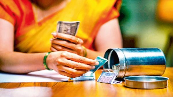 Investment Mantra Opportunity to invest in Mahila Bachat Samman Yojana till March 31 withdrawal after a year