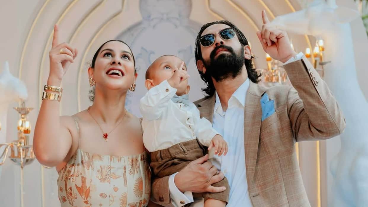 Vikrant Massey showed the first picture of his son Fans comments carbon copy of Vikrant Massey