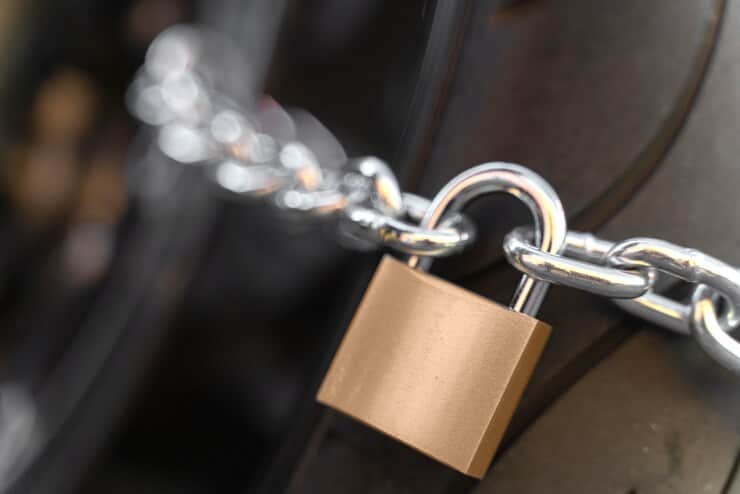 Maulana Mufti Mujib madrasa locked in rudrapur