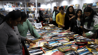 Thousands of book lovers arrived on last day of Delhi Book Fair