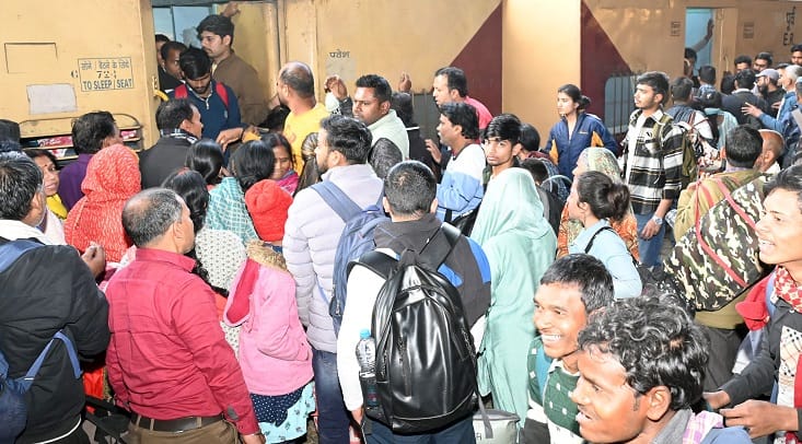Magh Purnima Bus every 10 minutes for Maha Kumbh and train every 20 minutes 600 soldiers deployed on duty