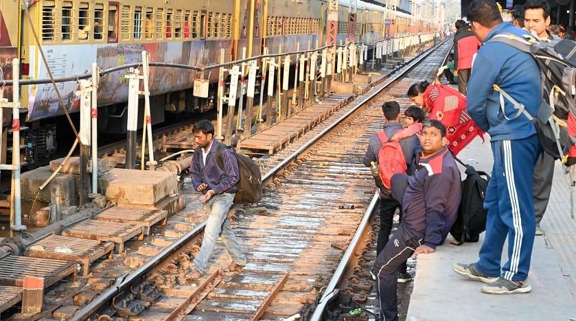 Magh Purnima Bus every 10 minutes for Maha Kumbh and train every 20 minutes 600 soldiers deployed on duty