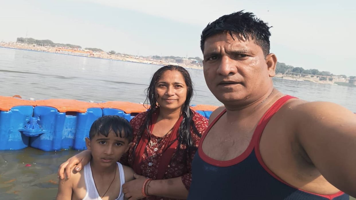 Maihar News Two devotees returning from Prayagraj Mahakumbh died in road accident three people injured