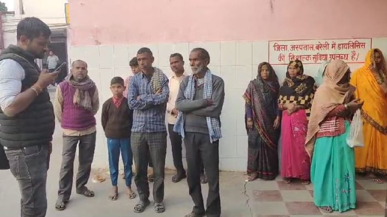 Jackal attacked 20 villagers in Mirganj area of Bareilly