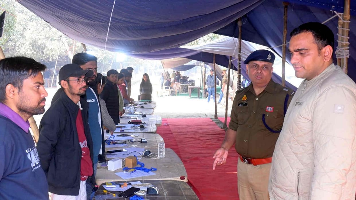 Two girls fractured their legs while running for Police Recruitment in Bareilly