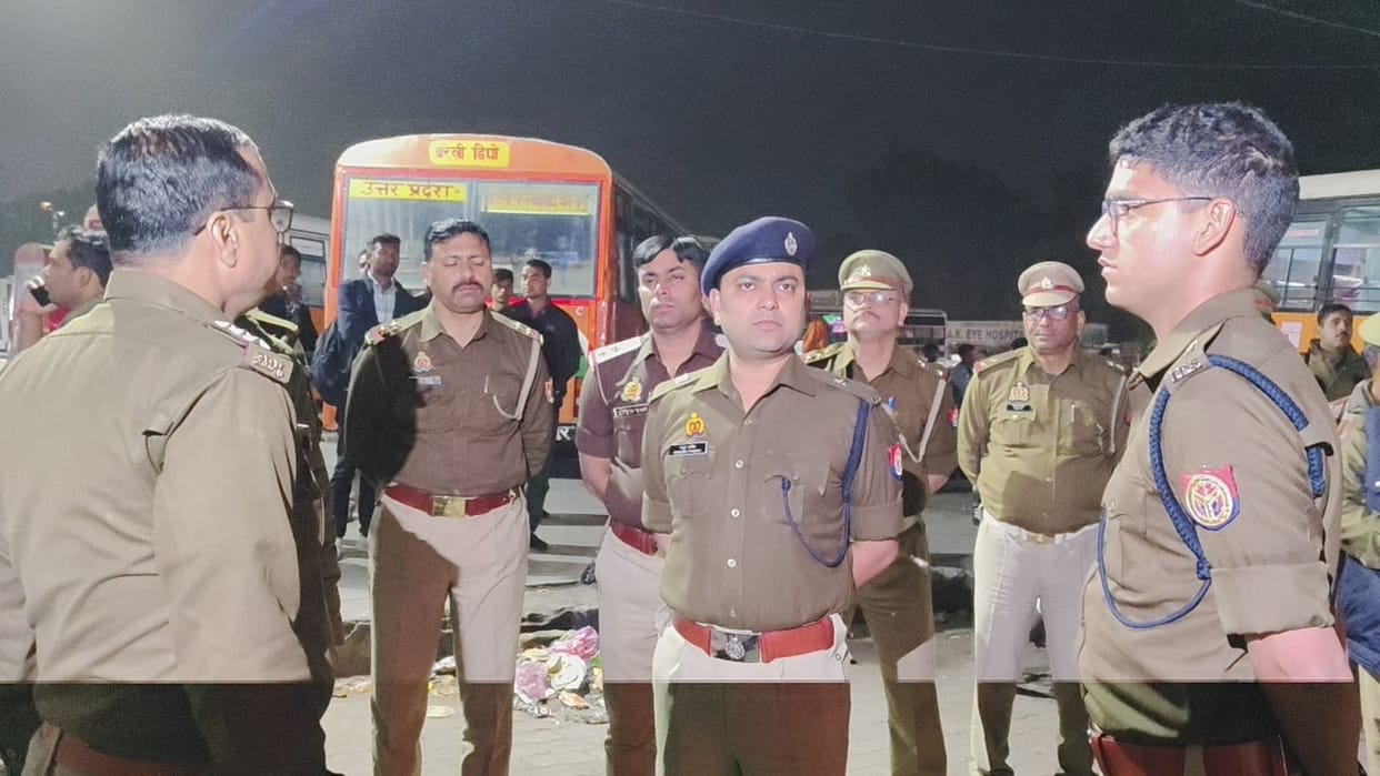 Luggage contractor murdered at Satellite Bus Station brother injured in Bareilly